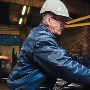 A importância do especialista de metalomecânica na escolha da ferramenta: maximizando a eficiência e a qualidade.